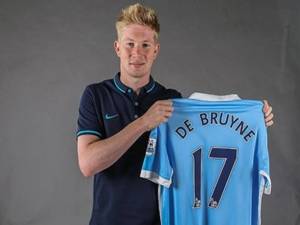 Nella sua prima stagione in Inghilterra il giocatore belga ha collezionato 25 presenze e 7 goal