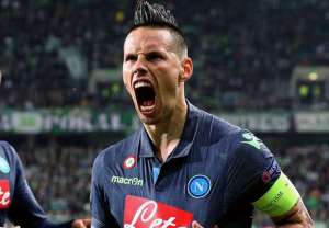marek-hamsik-wolfsburg-napoli-europa-league_1pv7iud2smj11aa3odiu5zjk