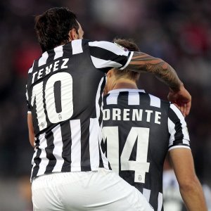 tevez-llorente
