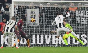 tiro.gol.higuain.juve.roma.2016.2017.750x450